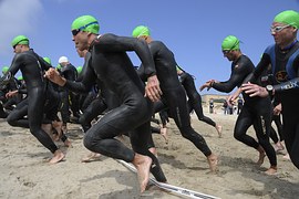 triathlon-race-805386__180